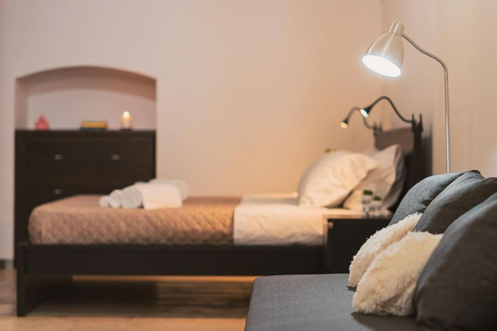 Trani -Suite ❉Marmor - Elegante Casa Storica ❉ Zewnętrze zdjęcie