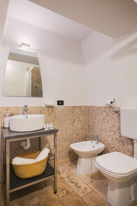 Trani -Suite ❉Marmor - Elegante Casa Storica ❉ Zewnętrze zdjęcie