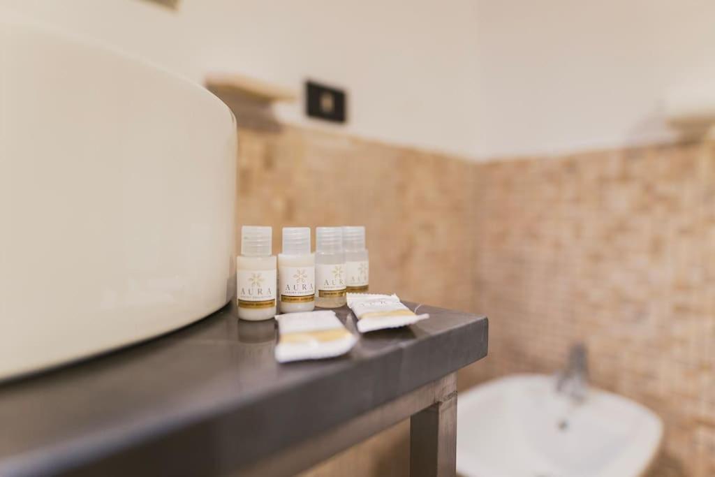 Trani -Suite ❉Marmor - Elegante Casa Storica ❉ Zewnętrze zdjęcie