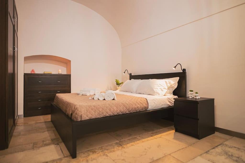 Trani -Suite ❉Marmor - Elegante Casa Storica ❉ Zewnętrze zdjęcie