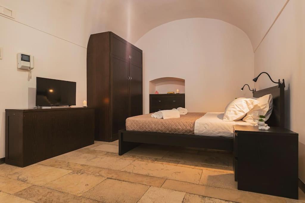 Trani -Suite ❉Marmor - Elegante Casa Storica ❉ Zewnętrze zdjęcie