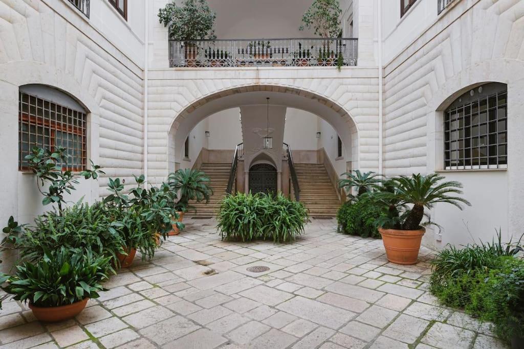 Trani -Suite ❉Marmor - Elegante Casa Storica ❉ Zewnętrze zdjęcie
